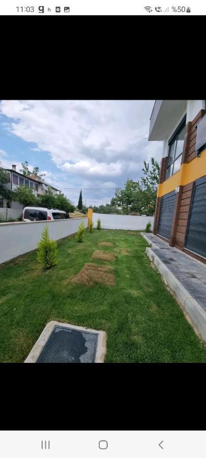 Aloha Airport Guest Home Altinkum  Bagian luar foto