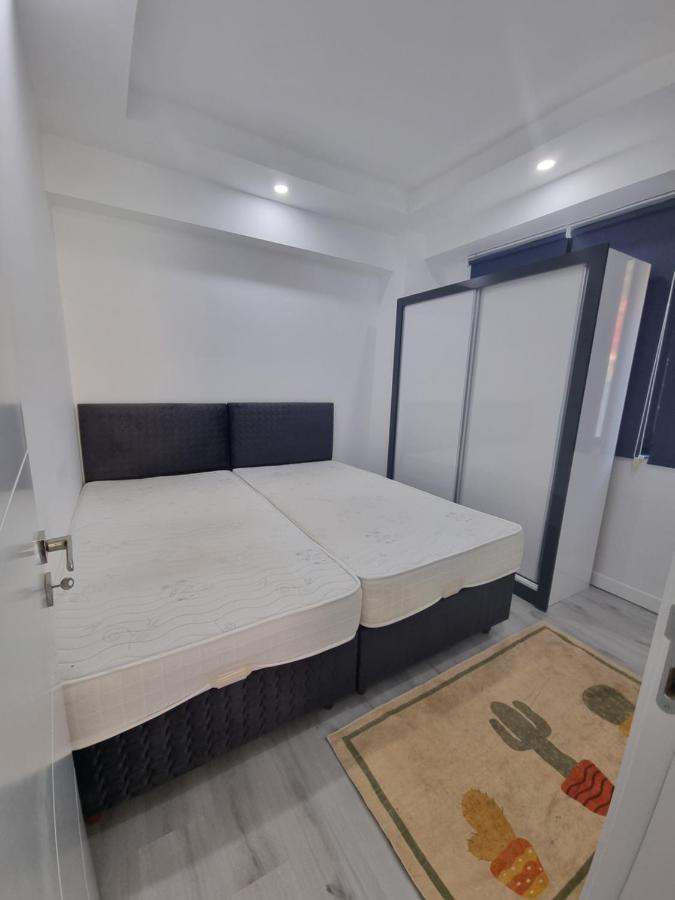 Aloha Airport Guest Home Altinkum  Bagian luar foto