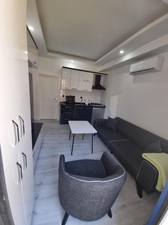 Aloha Airport Guest Home Altinkum  Bagian luar foto